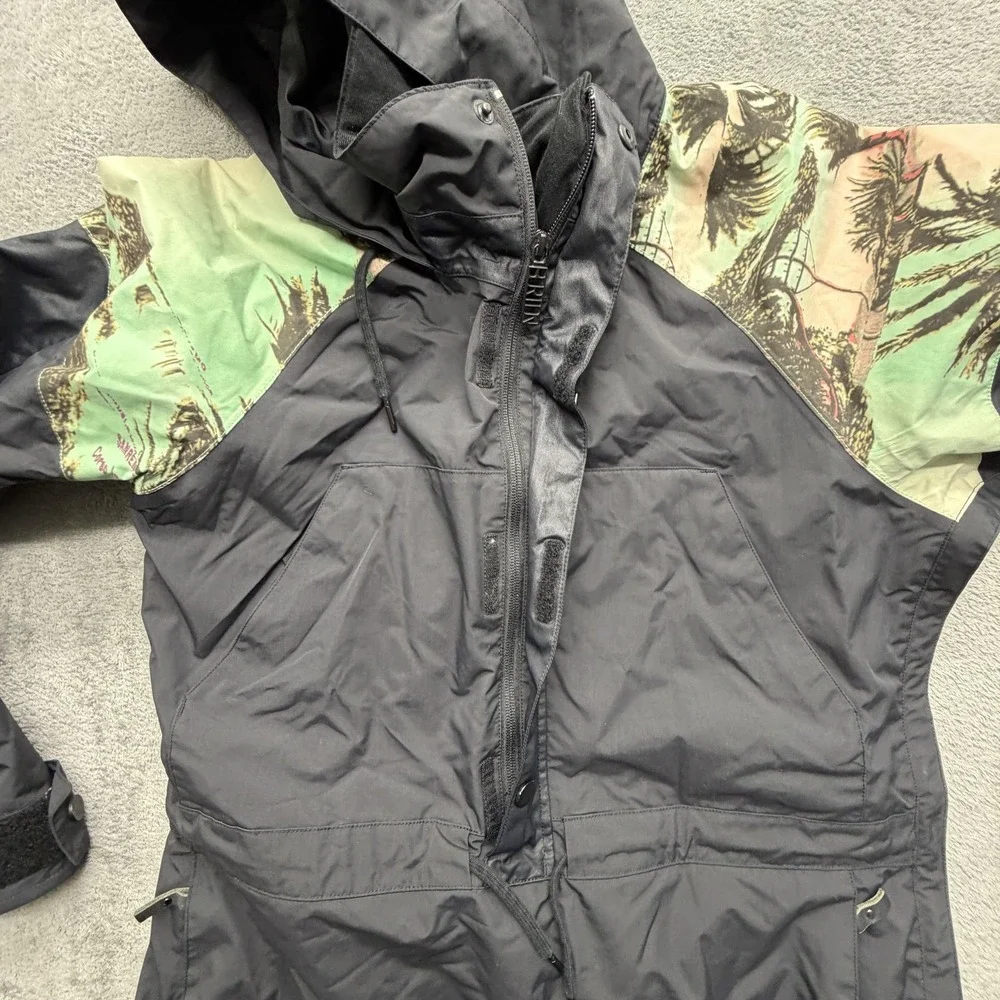 Burton Jacket Womens Small Black Floral Parka Hooded‎ Ski